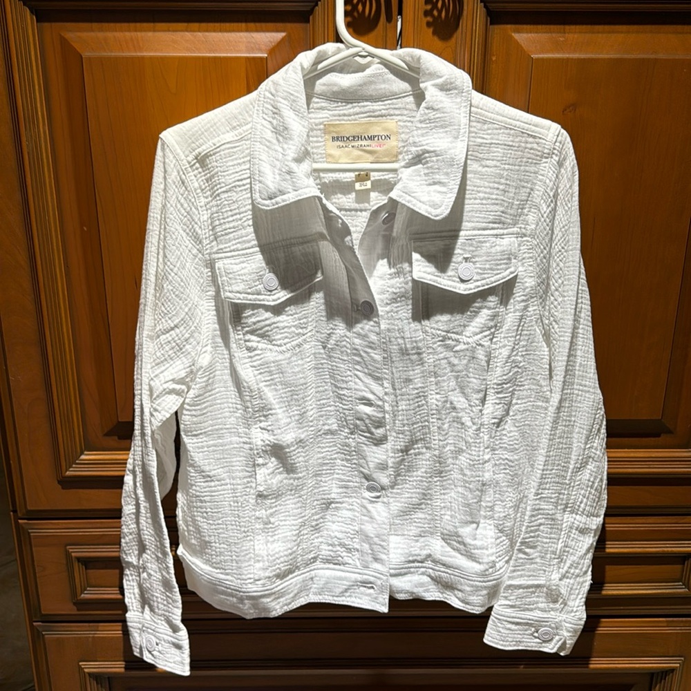 Women’s Button Up